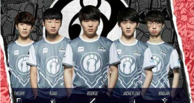 在传统的基 在传统的基