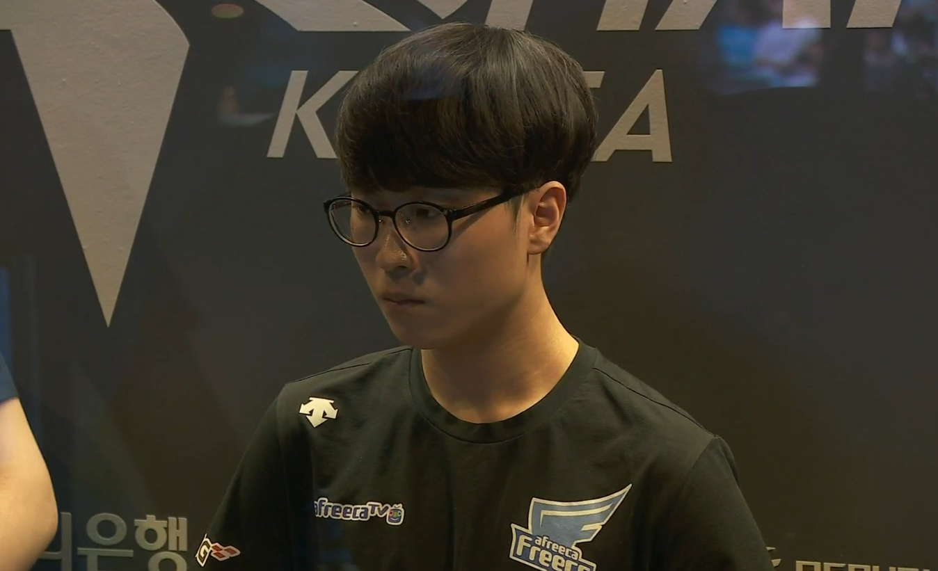 一把看似 一把看似