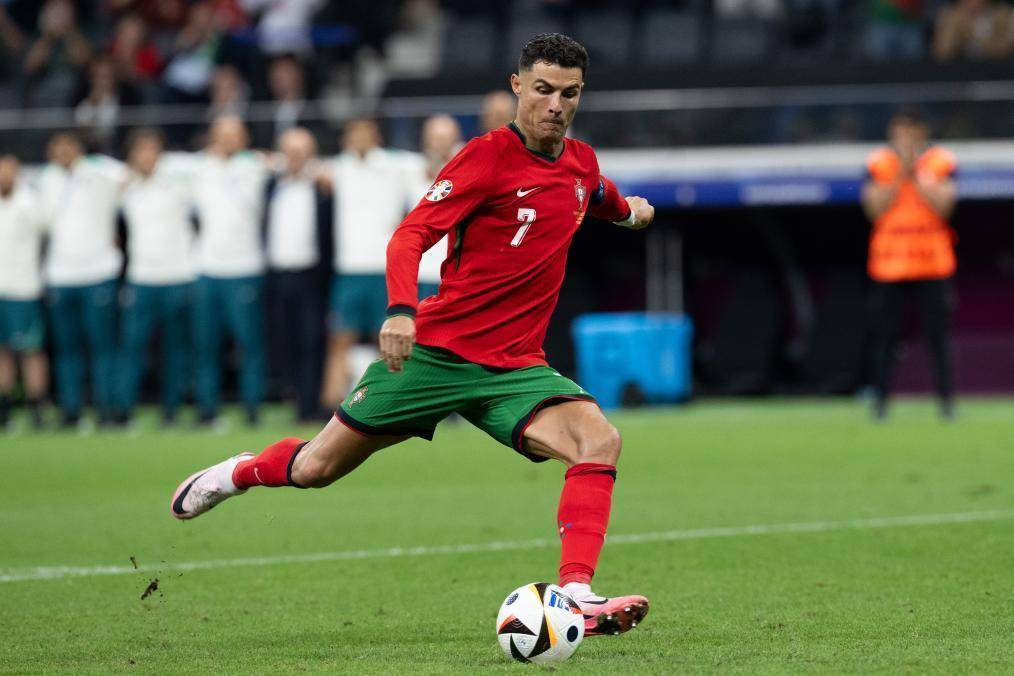 收集党小B 收集党小B